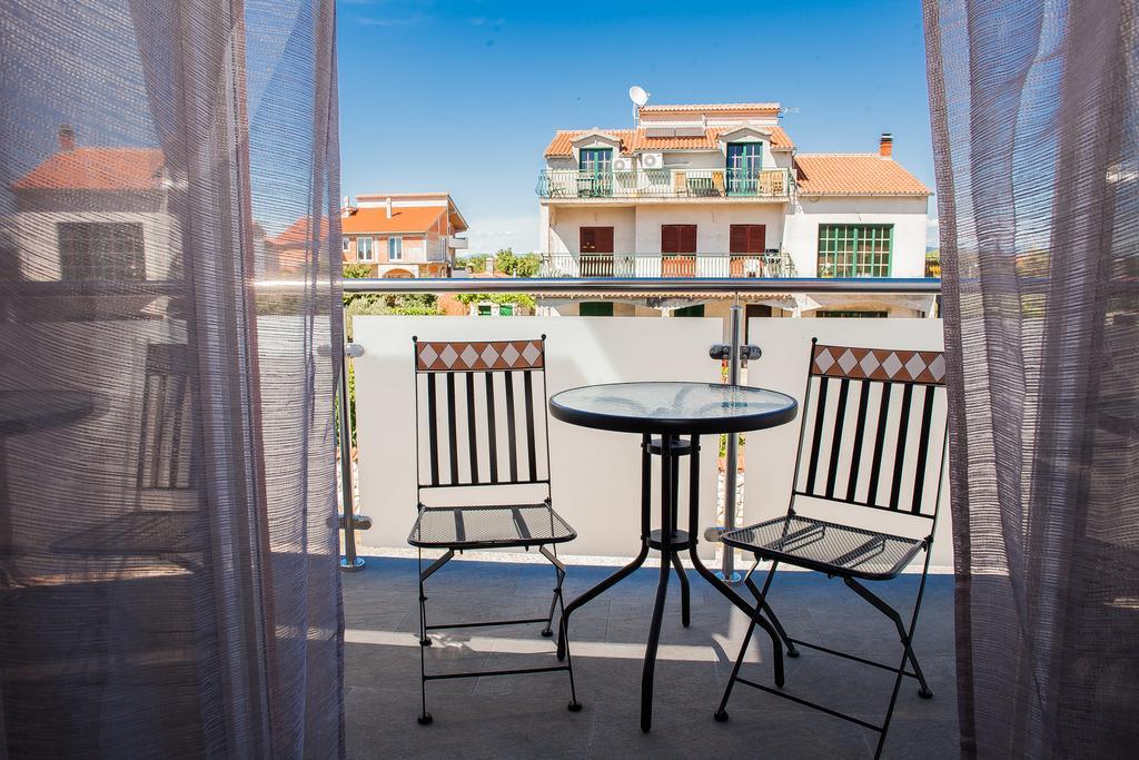 Gabi Rooms & Studio Apartment Lozovac Rom bilde